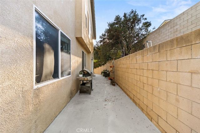 5200 Archery Court, Fontana, CA 92336