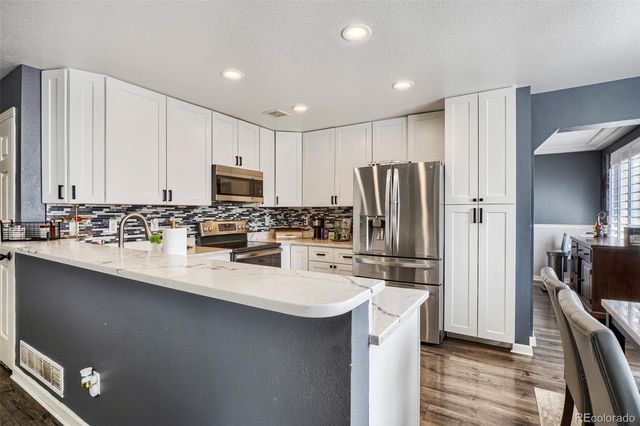 2366 S Genoa Street, Aurora, CO 80013