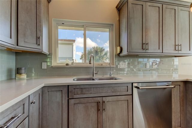 1401 GULF BOULEVARD 205, Clearwater Beach, FL 33767