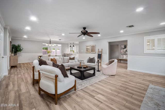 1542 W LOMA Lane, Phoenix, AZ 85021