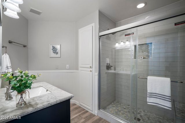 1542 W LOMA Lane, Phoenix, AZ 85021
