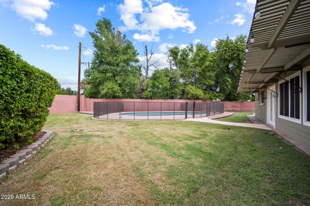 1542 W LOMA Lane, Phoenix, AZ 85021