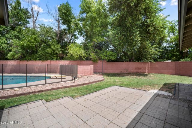 1542 W LOMA Lane, Phoenix, AZ 85021