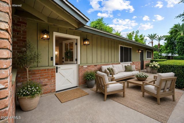 1542 W LOMA Lane, Phoenix, AZ 85021