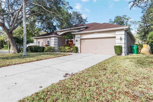 124 BLUE CREEK DRIVE, Winter Springs, FL 32708