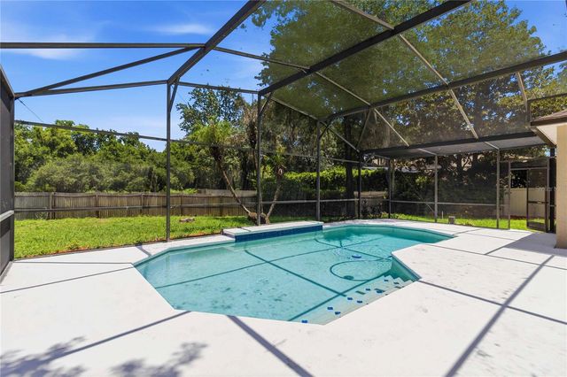 124 BLUE CREEK DRIVE, Winter Springs, FL 32708