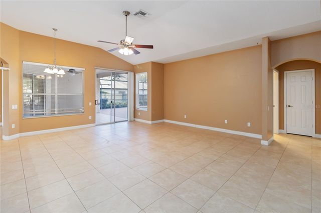 124 BLUE CREEK DRIVE, Winter Springs, FL 32708