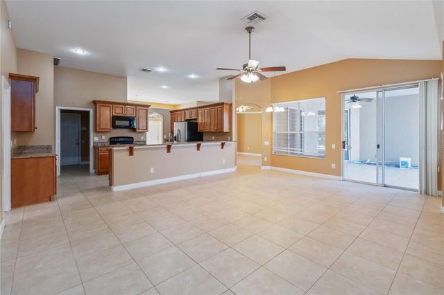 124 BLUE CREEK DRIVE, Winter Springs, FL 32708