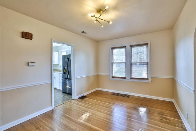 7722 Dalton Avenue, Deer Park, OH 45236