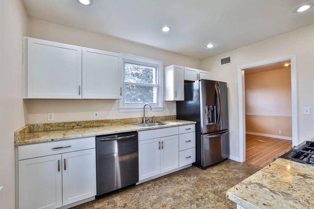 7722 Dalton Avenue, Deer Park, OH 45236