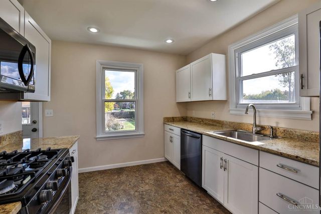 7722 Dalton Avenue, Deer Park, OH 45236