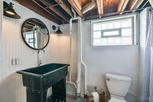 7722 Dalton Avenue, Deer Park, OH 45236