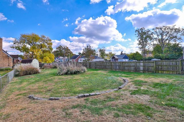 7722 Dalton Avenue, Deer Park, OH 45236