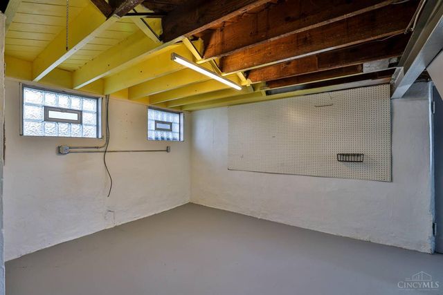 7722 Dalton Avenue, Deer Park, OH 45236