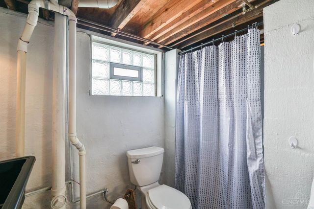 7722 Dalton Avenue, Deer Park, OH 45236