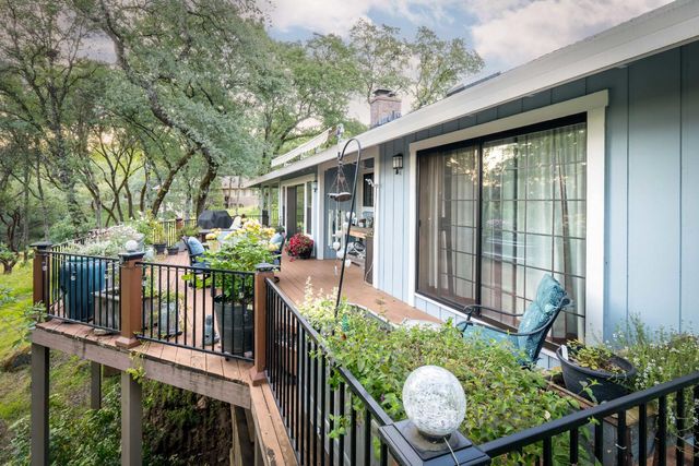 19048 Swallow Way, Penn Valley, CA 95946
