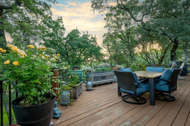 19048 Swallow Way, Penn Valley, CA 95946