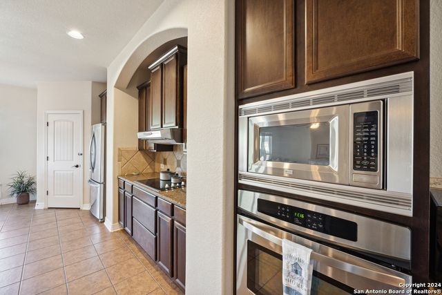 13401 RONAN, Live Oak, TX 78233