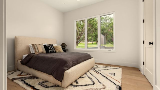 12104 Trailmaster DR, Austin, TX 78737
