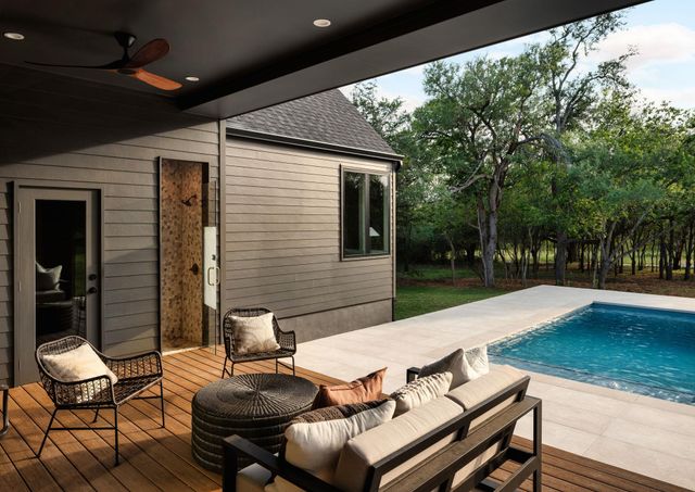 12104 Trailmaster DR, Austin, TX 78737