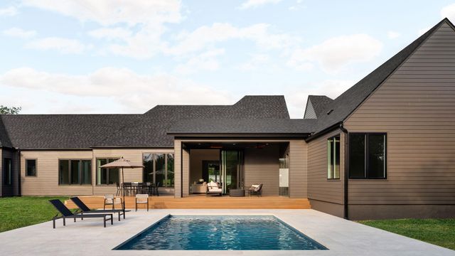 12104 Trailmaster DR, Austin, TX 78737