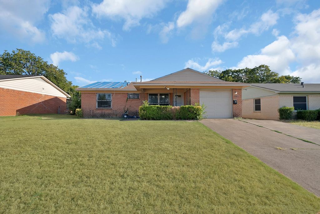 840 Clearwood Drive, Dallas, TX 75232