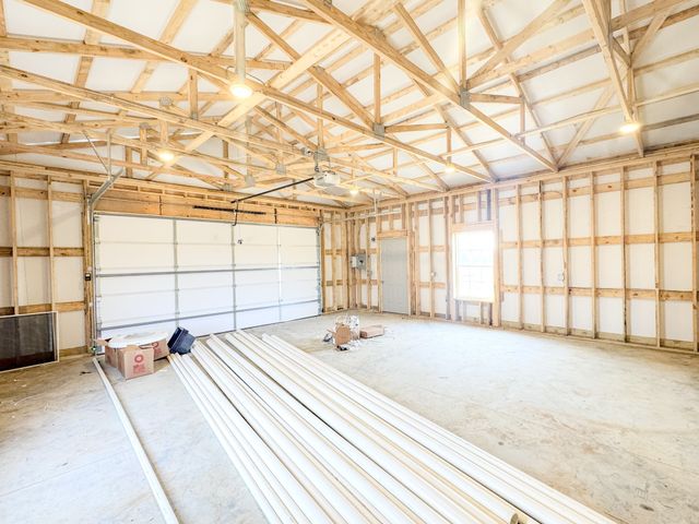 575 Pleasant Hill Rd, Lafayette, TN 37083