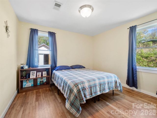 209 Wilmont Drive, Hendersonville, NC 28792