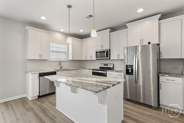 48 Shoefstall Street, Savannah, GA 31407