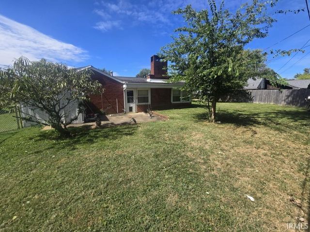 106 S Kenmore Drive, Evansville, IN 47714