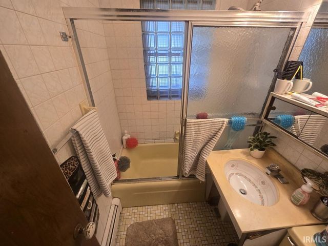 106 S Kenmore Drive, Evansville, IN 47714