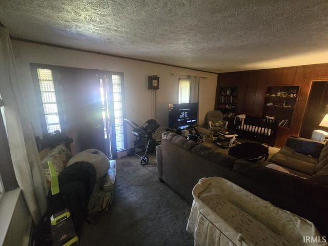 106 S Kenmore Drive, Evansville, IN 47714