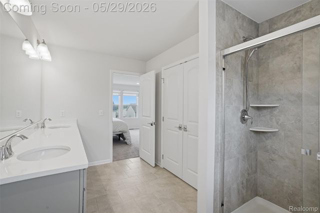 8446 Sandhill Court, White Lake Charter Township, MI 48386