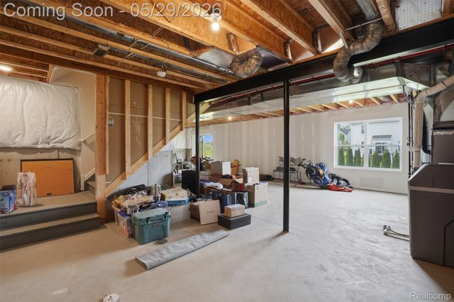 8446 Sandhill Court, White Lake Charter Township, MI 48386