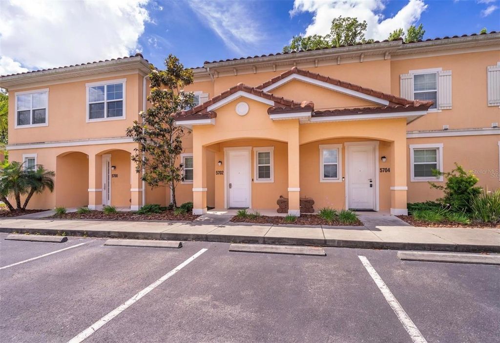 5702 OLGA STREET, Kissimmee, FL 34746