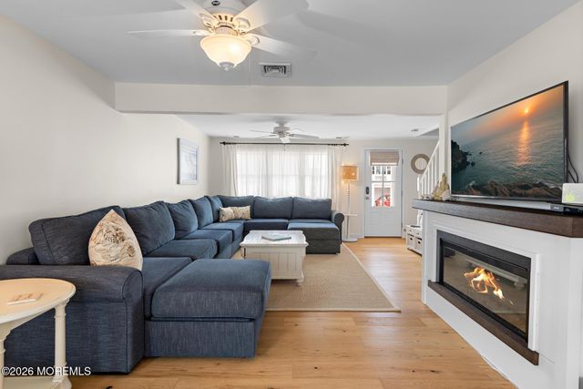 54 Frank Drive, Beach Haven West, NJ 08050