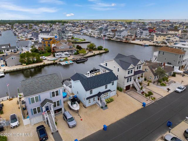 54 Frank Drive, Beach Haven West, NJ 08050