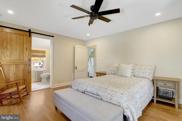 2755 WOODLAWN AVE, Falls Church, VA 22042