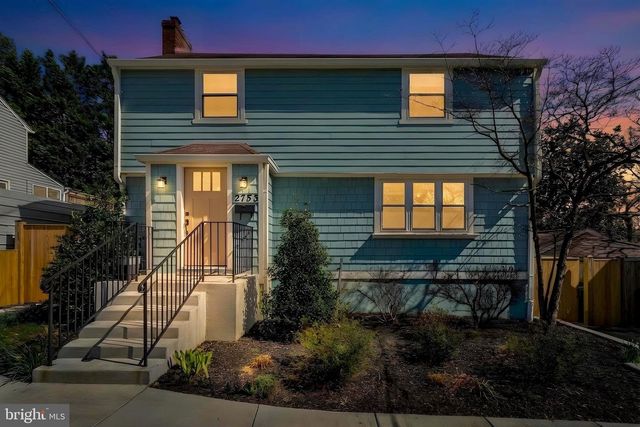 2755 WOODLAWN AVE, Falls Church, VA 22042