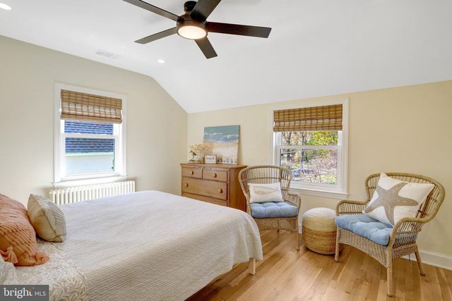 2755 WOODLAWN AVE, Falls Church, VA 22042