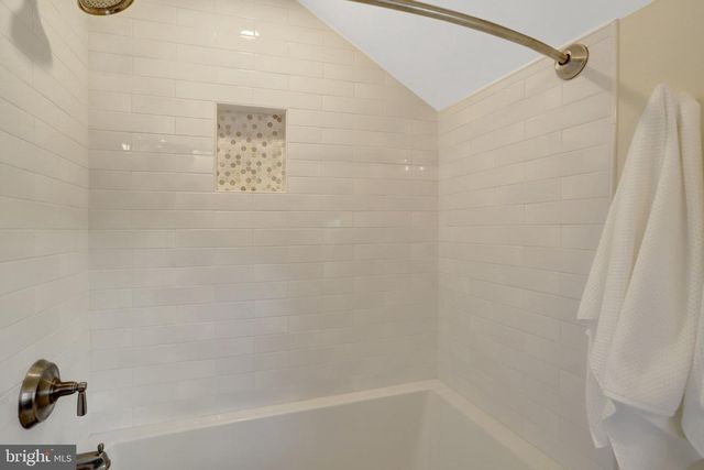 2755 WOODLAWN AVE, Falls Church, VA 22042