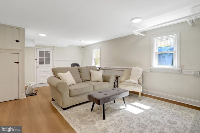 2755 WOODLAWN AVE, Falls Church, VA 22042