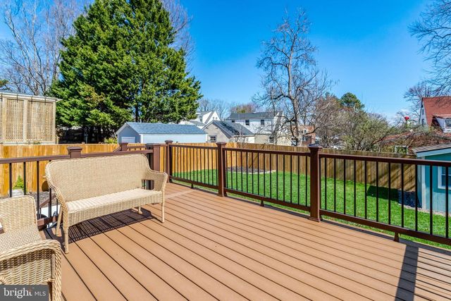 2755 WOODLAWN AVE, Falls Church, VA 22042