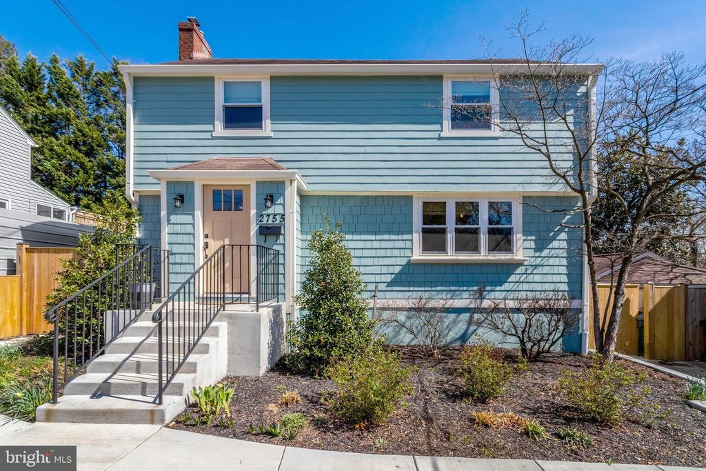 2755 WOODLAWN AVE, Falls Church, VA 22042