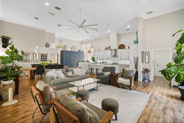 19775 NW 10th St, Pembroke Pines, FL 33029