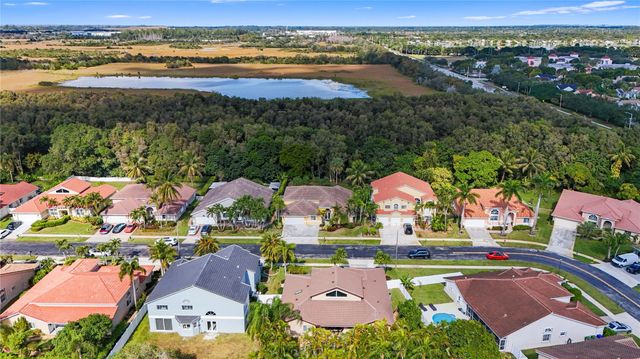 19775 NW 10th St, Pembroke Pines, FL 33029