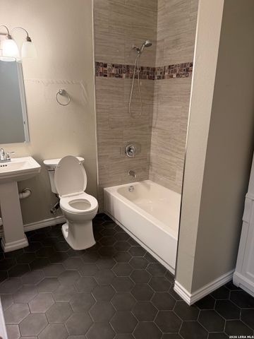 307 HELENA ST, San Antonio, TX 78204