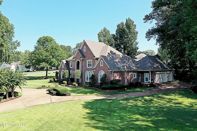 5138 St Andrews Cove, Olive Branch, MS 38654