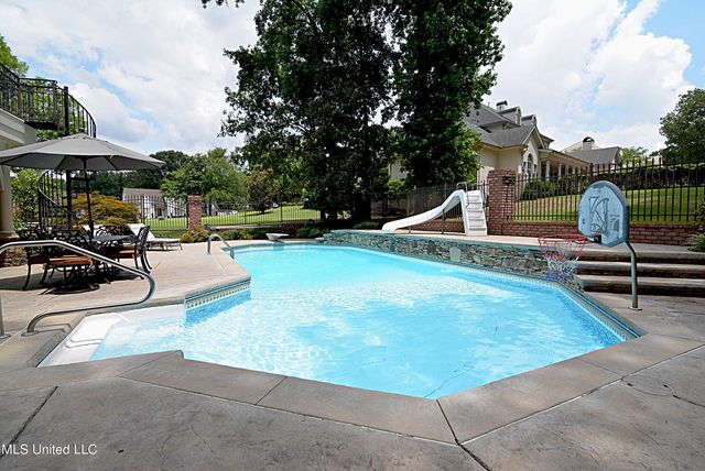 5138 St Andrews Cove, Olive Branch, MS 38654