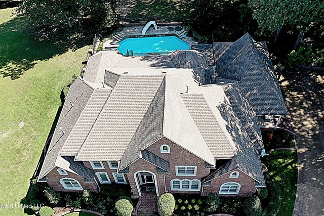 5138 St Andrews Cove, Olive Branch, MS 38654